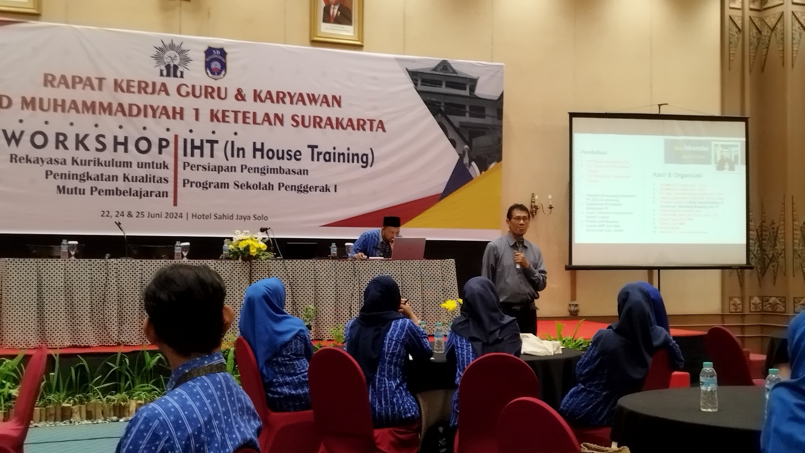 pemateri dari Pendidikan Khusus Kepala Sekolah/Madrasah (Diksuspala) Pimpinan Pusat Muhammadiyah
