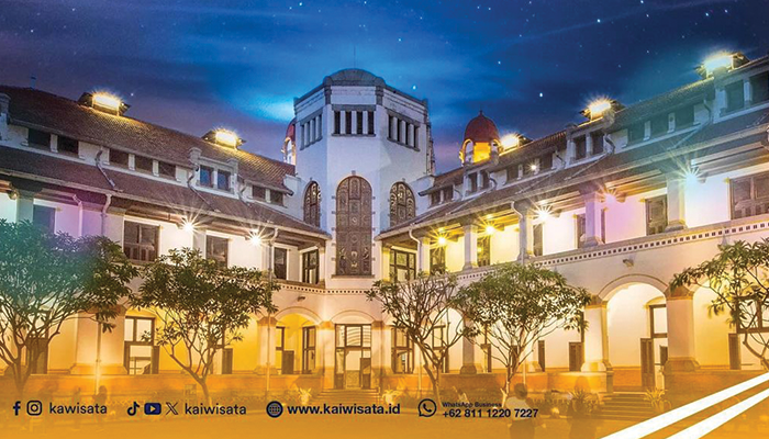 Lawang Sewu Night Tour di Semarang.