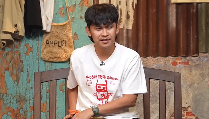 Indra Jegel pengisi suara Si Juki the Movie: Harta Pulau Monyet.