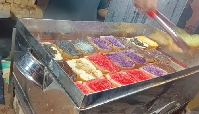 Roti Kukus Thailand di Solo.