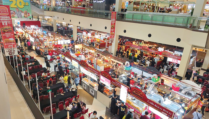 estival Kuliner Non Halal yang dihelat di Solo Paragon Mall per Kamis (4/7) siang dengan kondisi khusus..