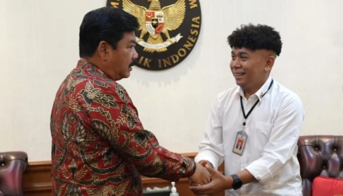 Stafsus Jokowi Billy Mambrasar diduga salahi aturan penerima beasiswa LPDP.