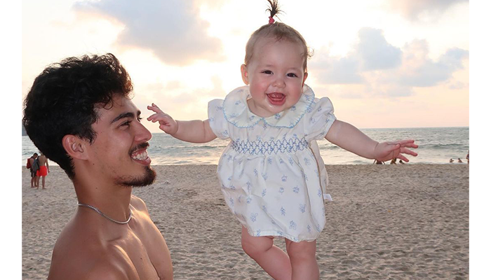 Potret Baby Kamary dan Alm. Papa Dali.