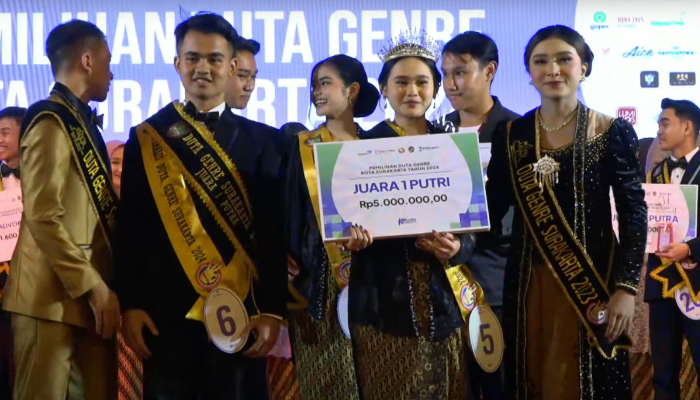 Naura Ade Putri dan Muhammaf Wafiq Iskandar jadi pemenang Duta Genre 2024. Grand final dilangsungkan di Pendhapi Gedhe Balai Kota Solo, Sabtu, 20 Juli 2024.
