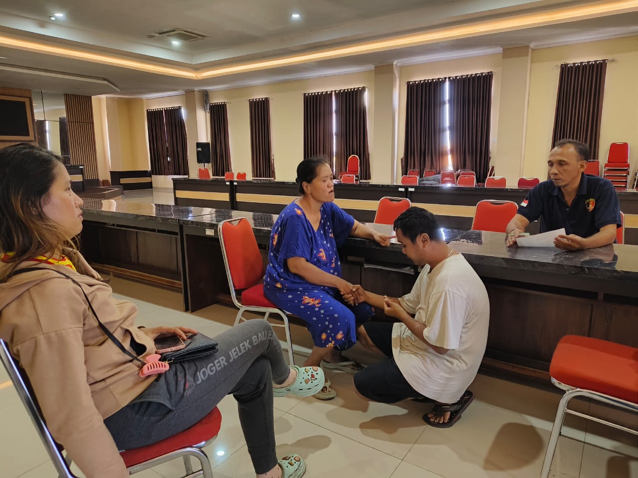 Pria 32 Tahun di Laweyan Solo Cekik dan Hampir Bacok Ibu Kandungnya.