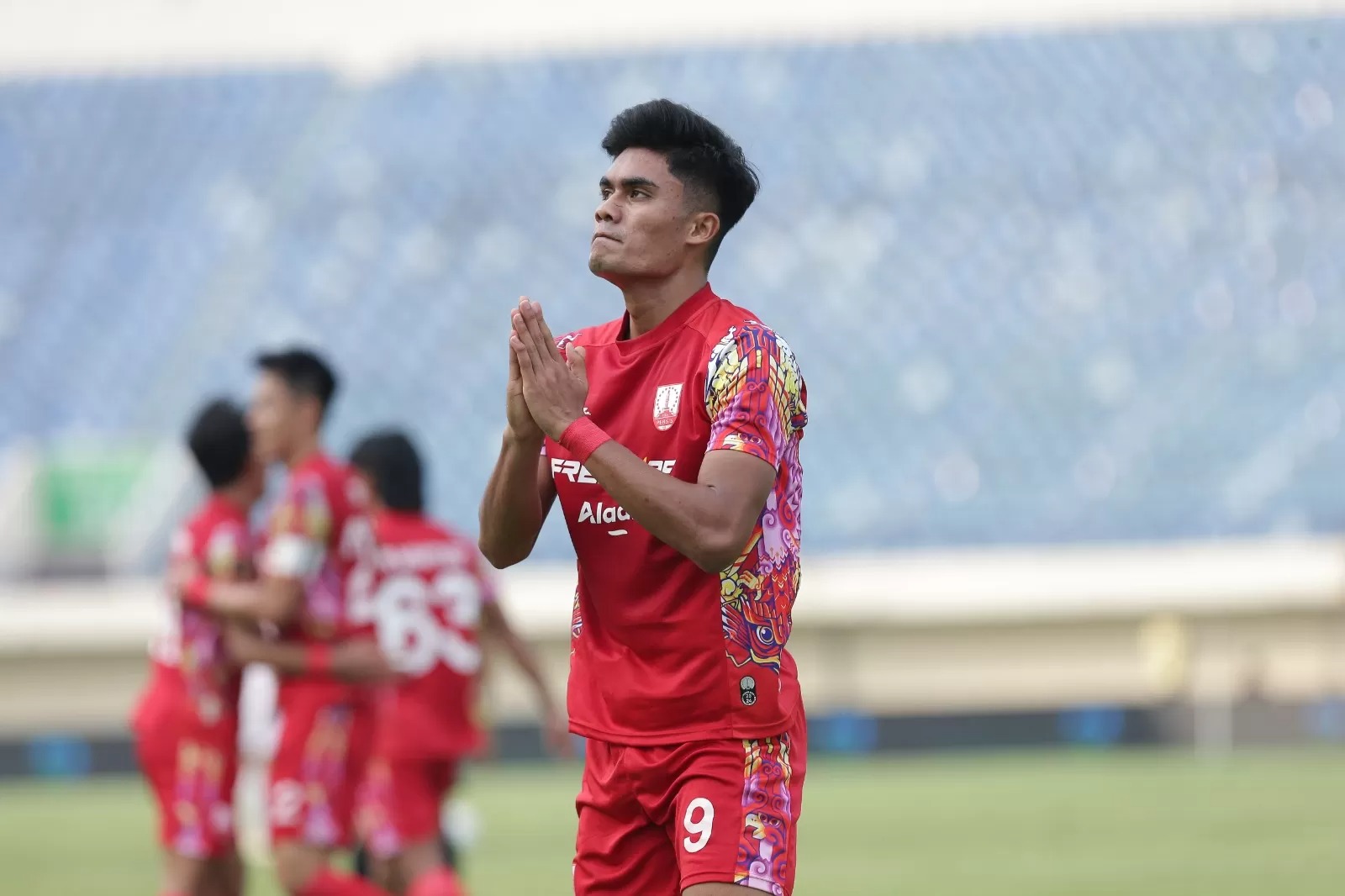 Striker Persis Solo Ramadhan Sananta melakukan selebrasi di Piala Presiden 2024.