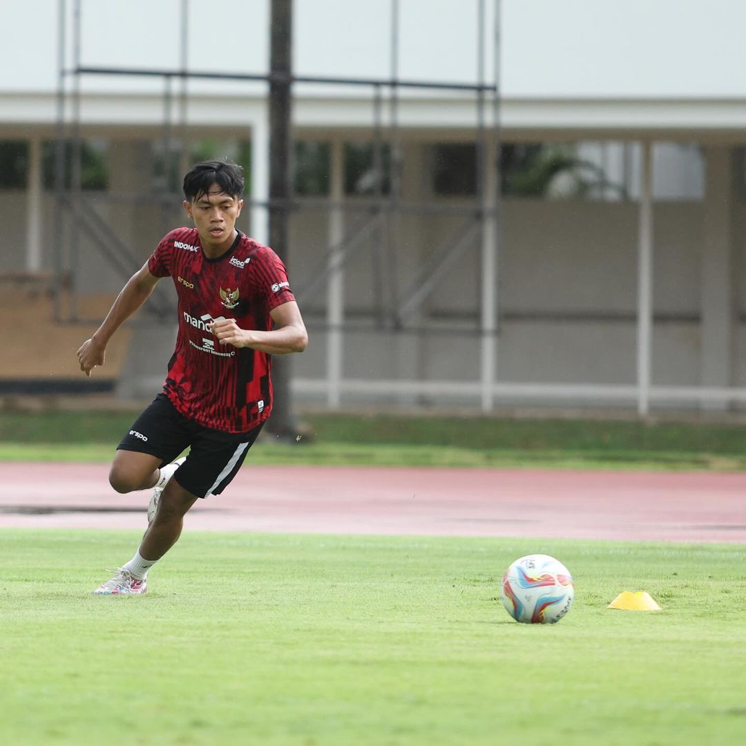 Kafiatur Rizky di sesi latihan Timnas Indonesia.