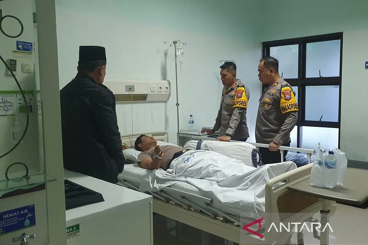 Kondisi anggota polisi yang menjadi korban pengeroyokan gerombolan PSHT pada Senin, 22 Juli 2024 dini hari.