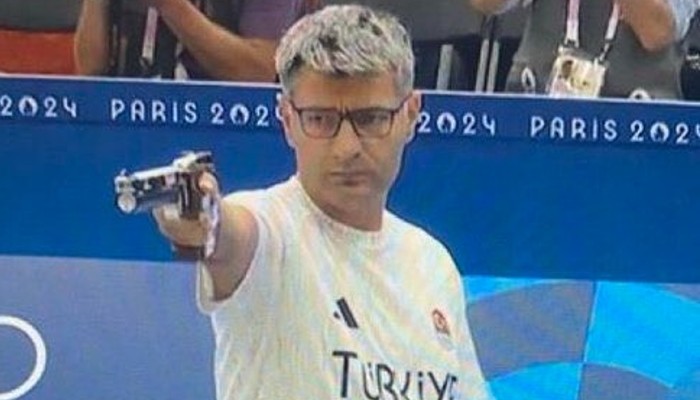 Yusuf Dikec rebut medali silver cabor menembak.
