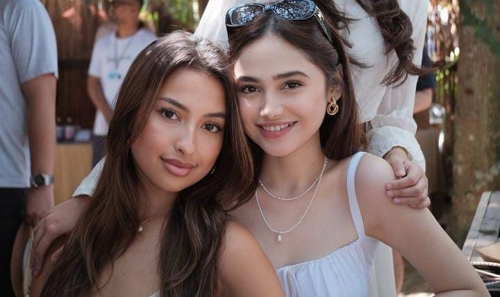 Kebersamaan Syifa Hadju dan Jennifer Coppen di Bali.