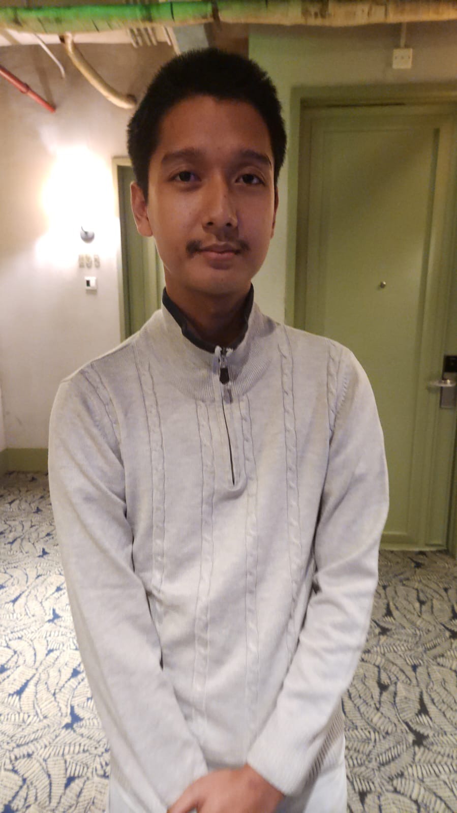 Wajah suami Cut Intan Sari.
