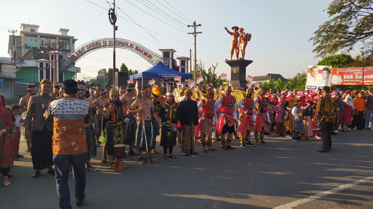 Mengusung tema Budaya Nasional, ratusan warga Bulakrejo Sukoharjo datangi upacara peringatan HUT RI ke-79.