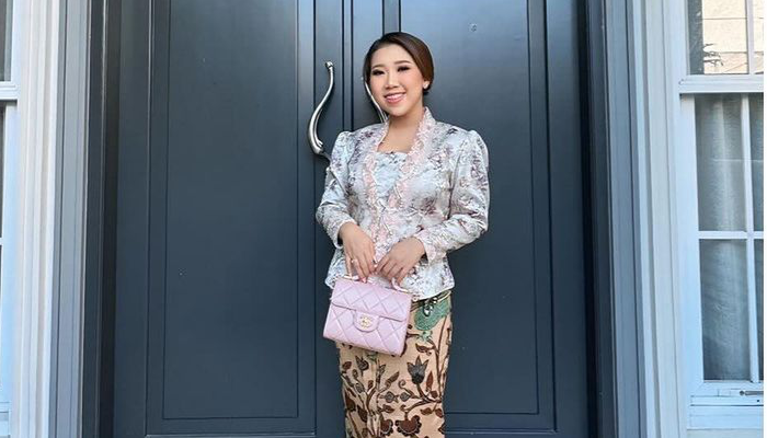 Kiky Saputri turut berkomentas dengan adanya Demo Penolakan UU Pilkada.