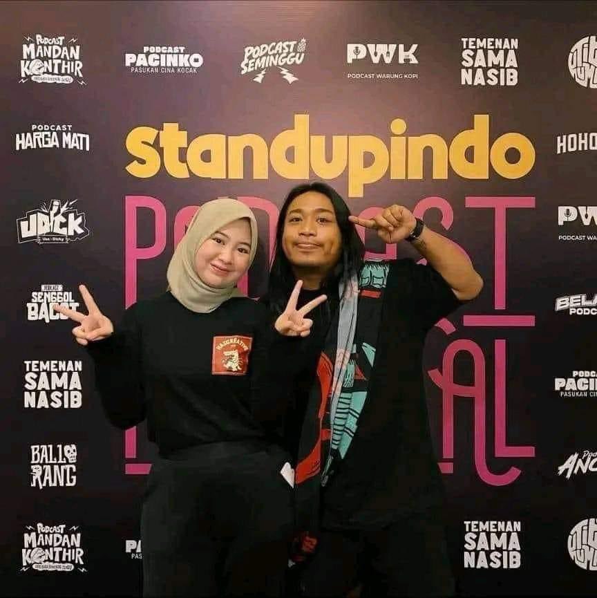 Foto Praz Teguh dengan seorang wanita yang diduga merupakan sosok Yanti PWK.