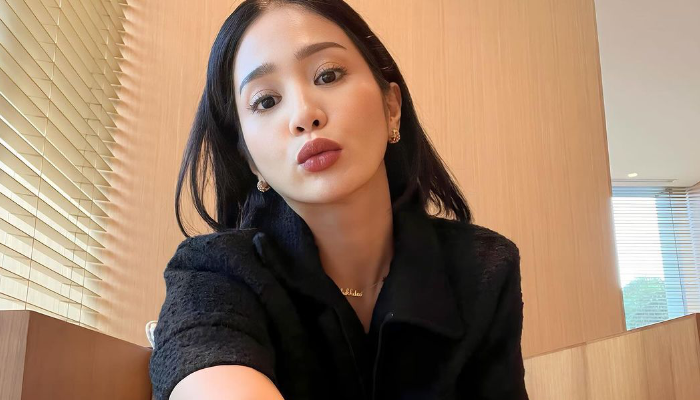 Bunga Zainal kena tipu investasi bodong 15 M.