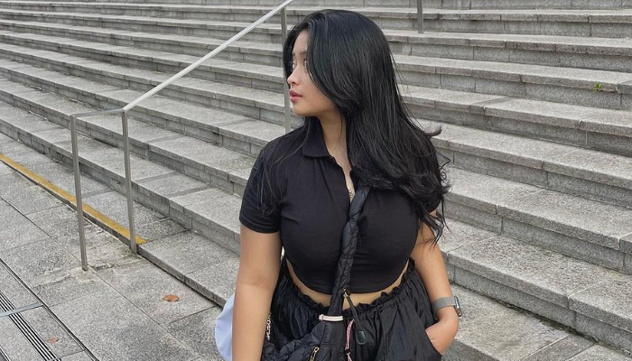 Potret Menggoda Laras Gartiana.