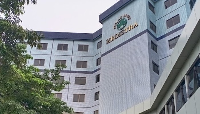 RS Medistra Jakarta Selatan.