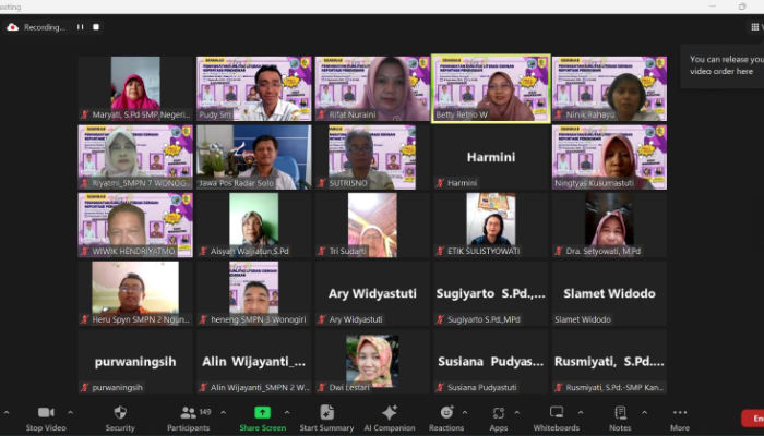 Suasana Seminar Reportase Pendidikan diikuti ratusan peserta.