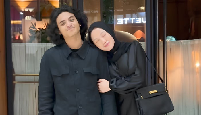 Lolly anak Nikita Mirzani dan Vadel Badjideh.