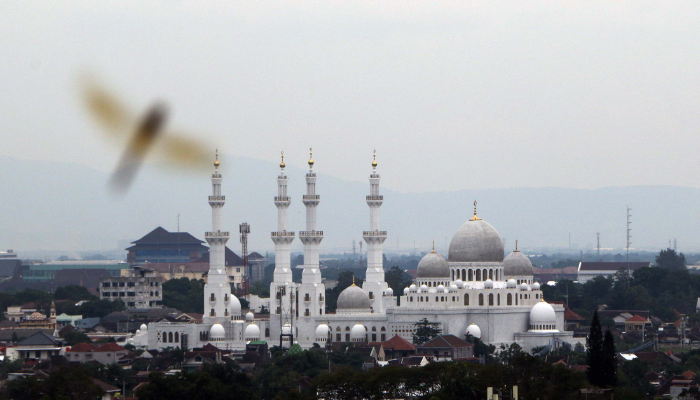 Masjid Sheikh Zayed Solo.