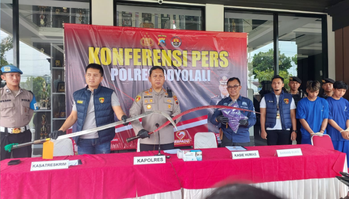 Corbek Ngeri! Aksi Tawuran di Boyolali Ini Libatkan Tiga Gangster Sekaligus ...