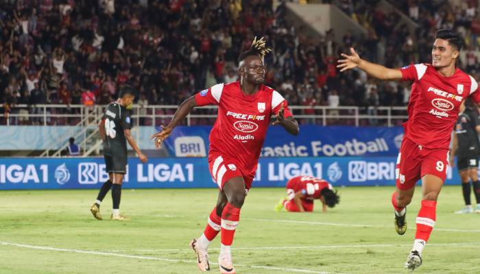 Moussa Sidibe dan Ramadhan Sananta.