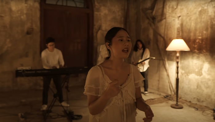 Konser Tunggal Virtual Selamat Ulang Tahun : Sebuah Pertunjukan oleh Nadin Amizah.