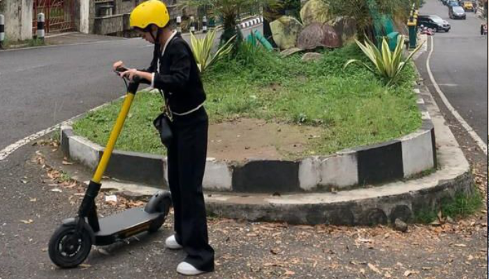 Harga Terjangkau! Serunya Berkeliling Kaliurang dengan Skuter Elektrik