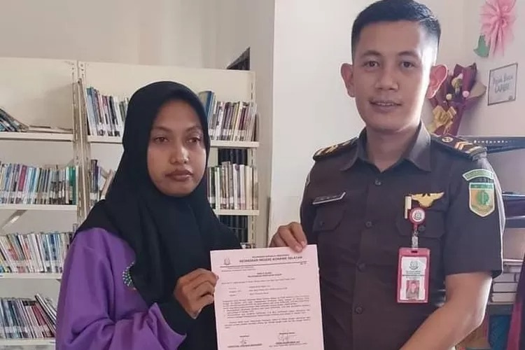 Supriyani, guru honorer di Konsel yang disebut lakukan kekerasan anak didik terhadap anak polisi hingga berujung dipenjara.