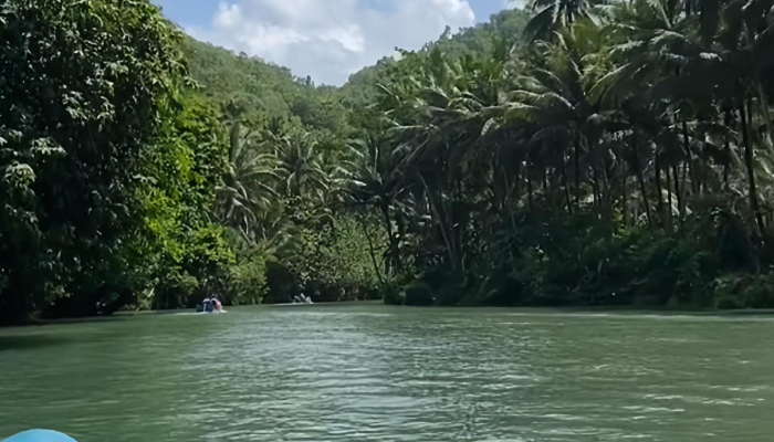Serunya Wisata di Sungai Maron Pacitan: Info Terbaru HTM dan Fasilitas