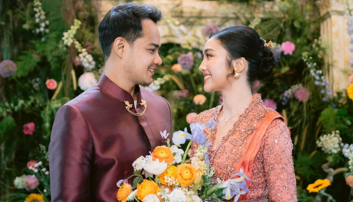 Feby Rastany resmi dilamar kekasih.
