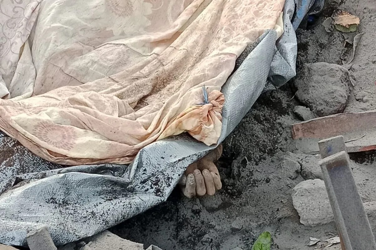 Dampak erupsi Gunung Lewotobi Laki-Laki di Kabupaten Flores Timur.