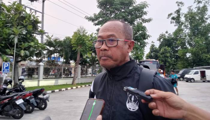 Pelatih kiper Persis Solo Eddy Harto berkomentar soal pemanggilan anak asuhnya, Muhammad Riyandi.