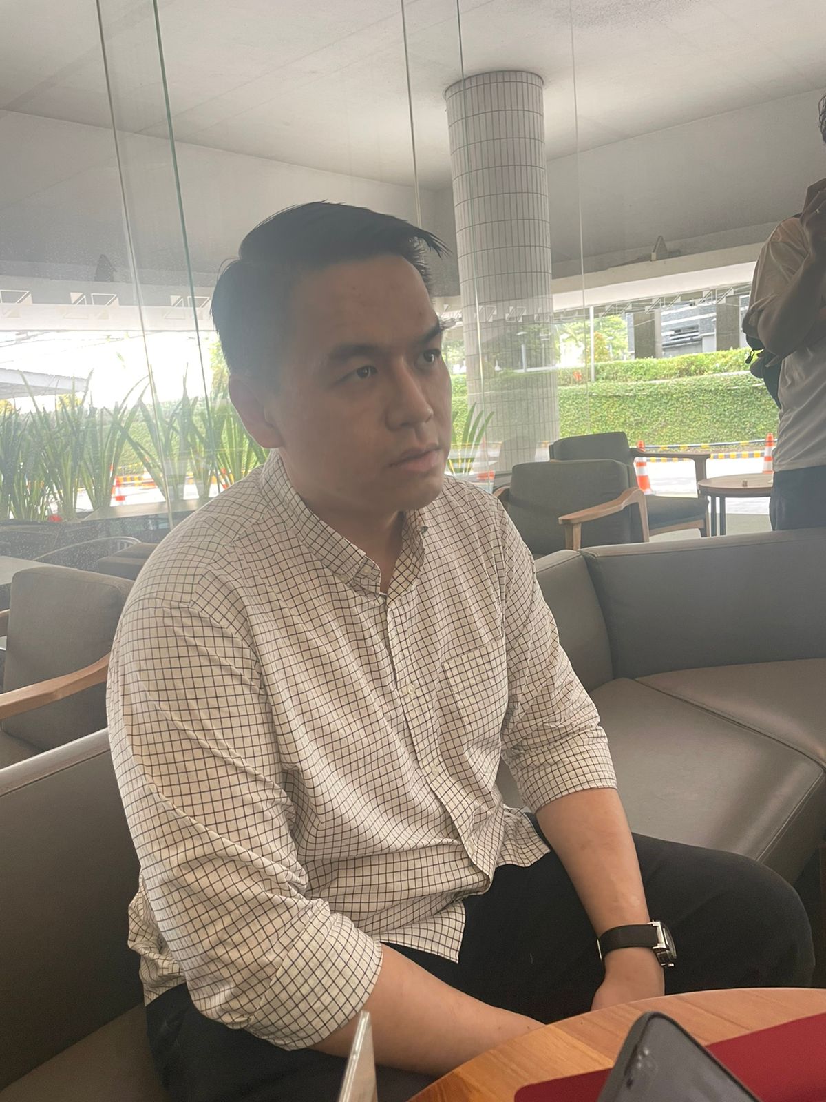 Alwin Jabarti Kiemas, keponakan Megawati diduga terlibat dalam kasus mafia judol Komdigi.