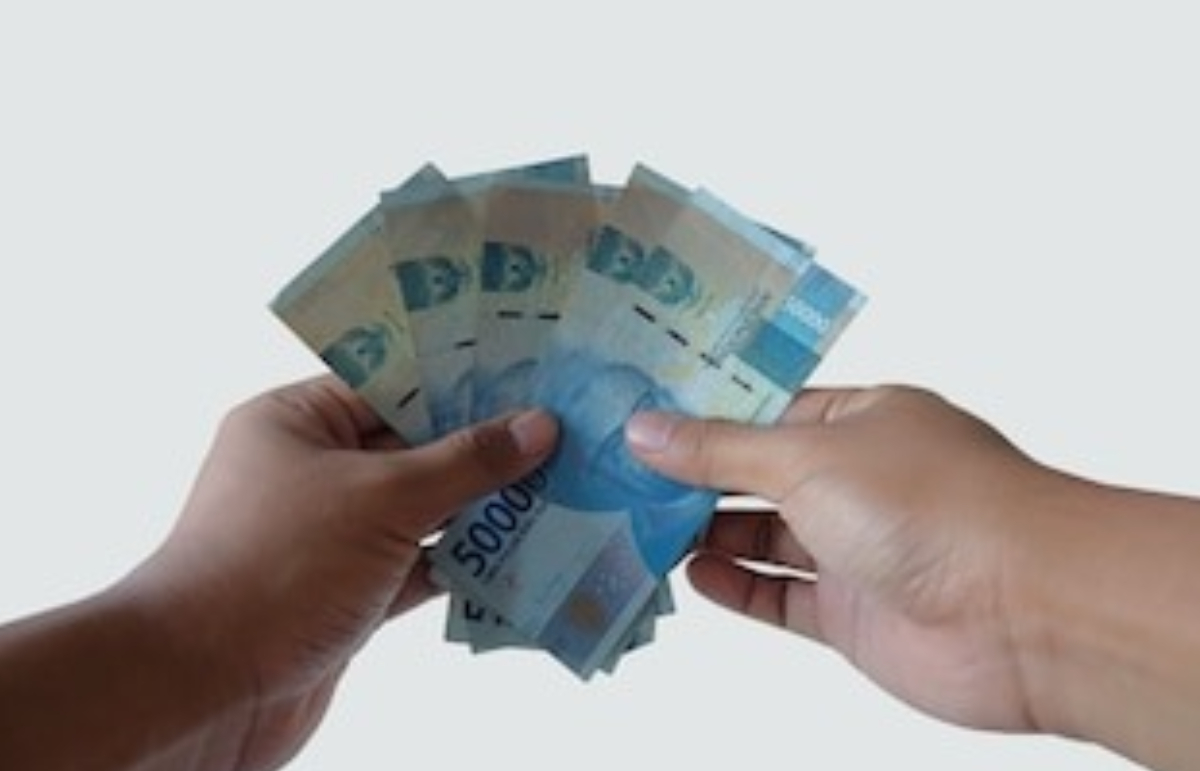 Ilustrasi uang rupiah. Naik 6,5 persen, UMK Kota Surakarta (Solo) jadi berapa?