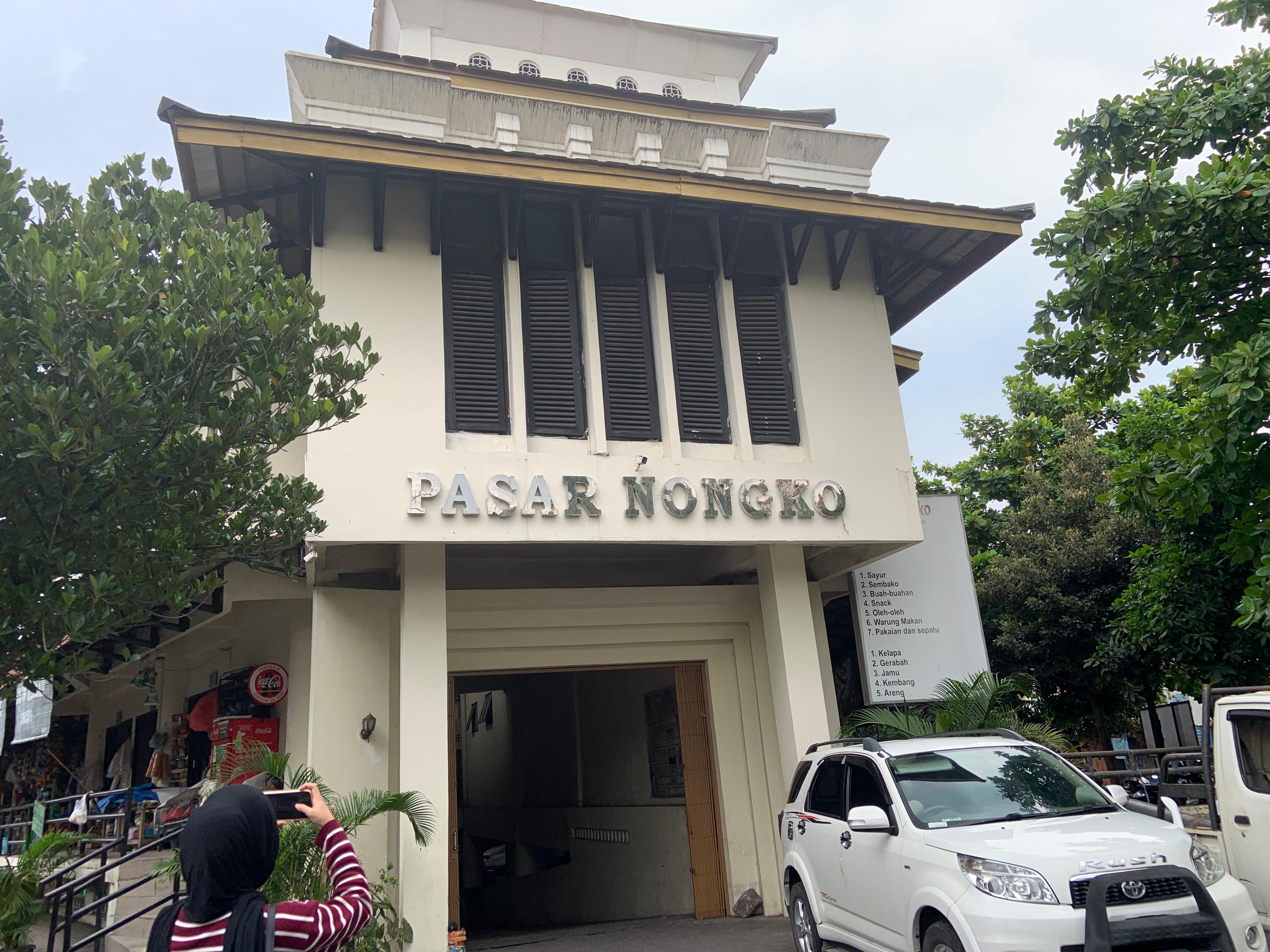 Pasar Nongko Solo.
