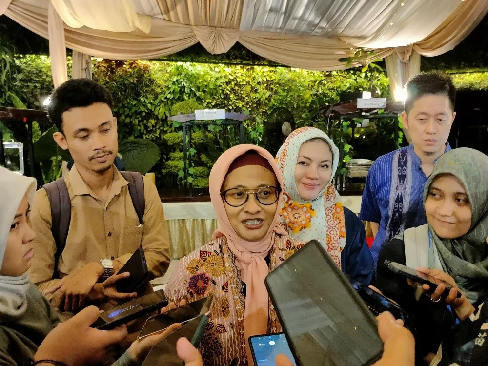 Dian Siswarini mengundurkan diri dari CEO XL