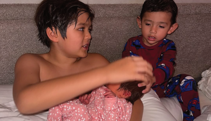 Kebersamaan ketiga anak Jessica Iskandar.