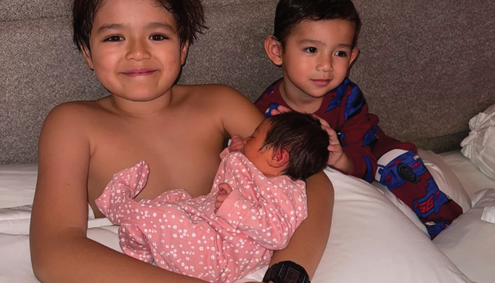 Kebersamaan ketiga anak Jessica Iskandar.