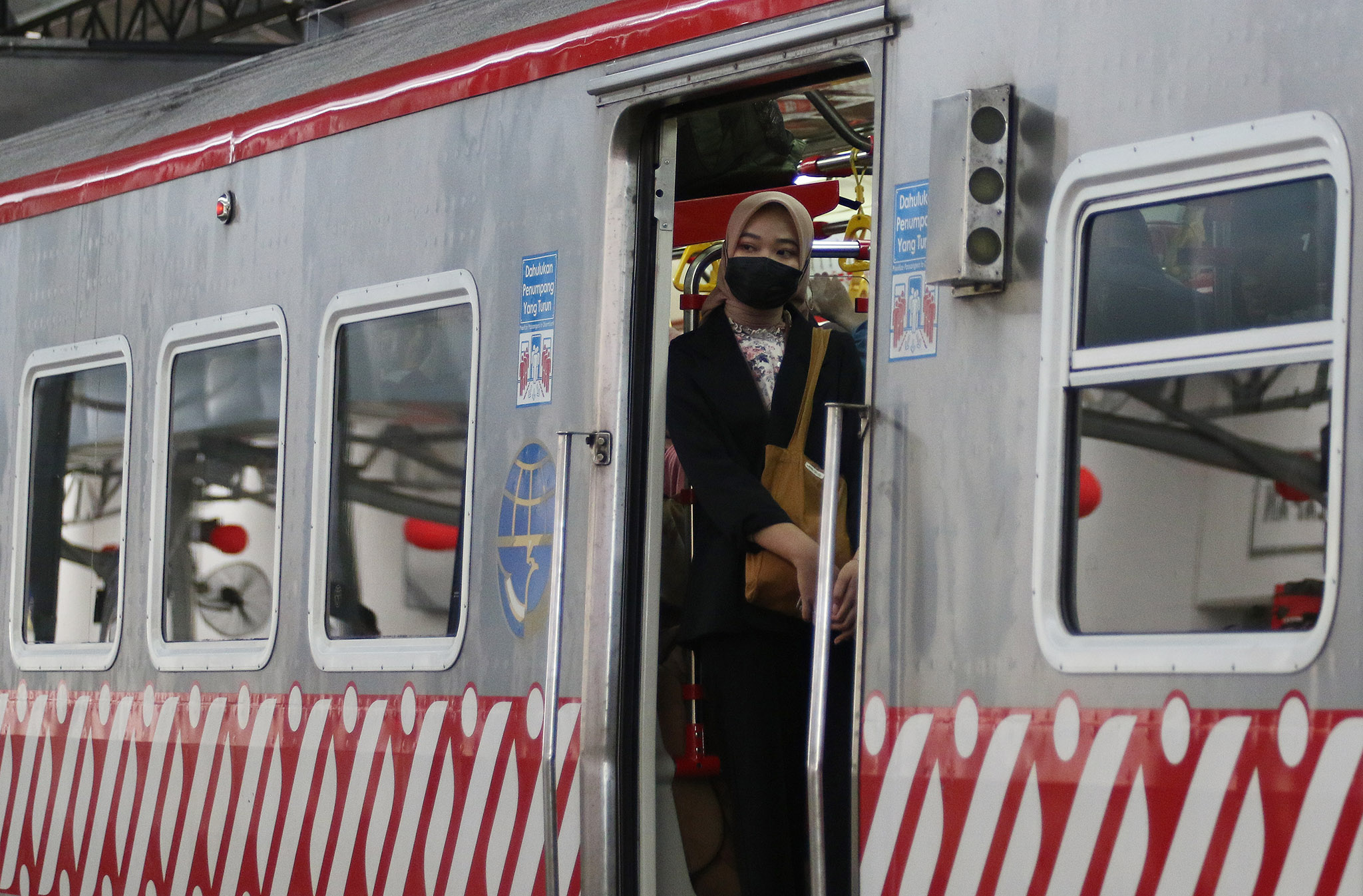 Jadwal KRL Solo Yogyakarta 16 Februari 2025.