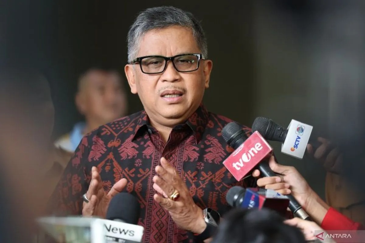 Hasto Kristiyanto ditimpa isu miring perselingkuhan.