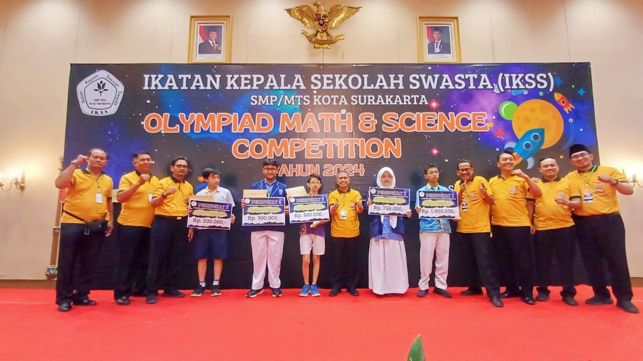 Tiga Siswa SMP Muhammadiyah PK Kottabarat Berhasil Raih Prestasi di Kompetisi Bergengsi.