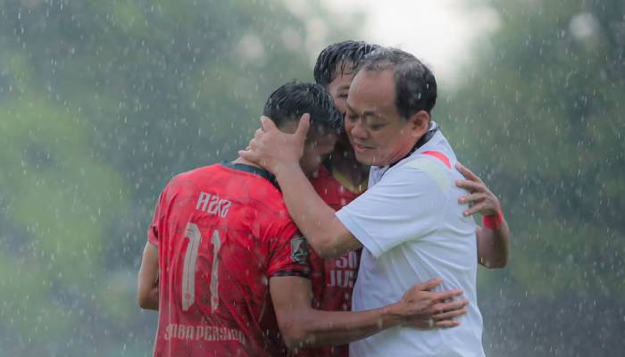 Laga Persiharjo Samba Persada kontra PPSM Magelang di Stadion gelora Merdeka, Minggu (19/1).