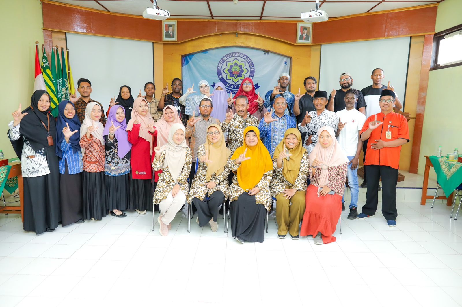 Foto bersama penutupan kegiatan