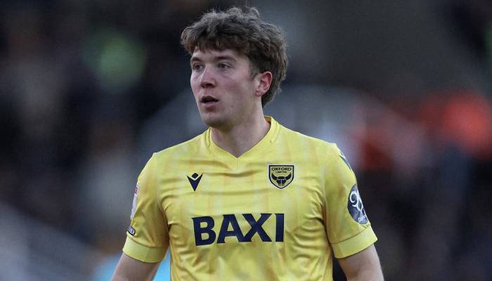 Ole Romeny Saat Debut di Oxford United lawan Stoke City.