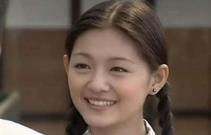 Barbie Hsu saat perankan Sancai dalam serial Meteor Garden.