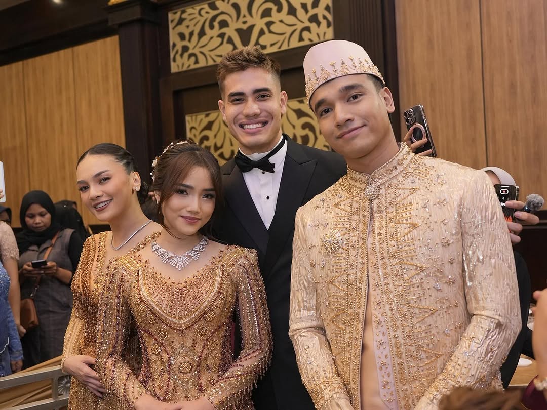 Kehadiran AIsar Khaled di pernikahan Frans Faisal kakak Fuji.