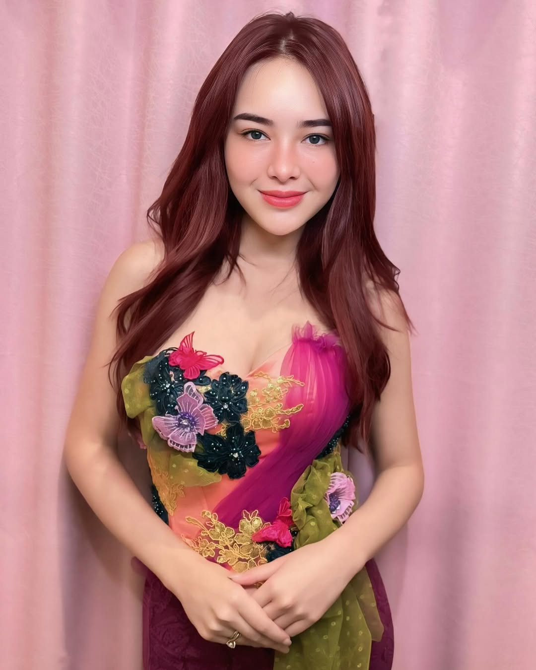 Amanda Manopo pernah dikabarkan dekat dengan Angga Yunanda.