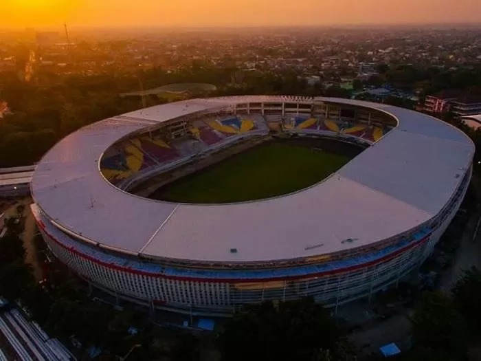 Stadion Manahan Solo.