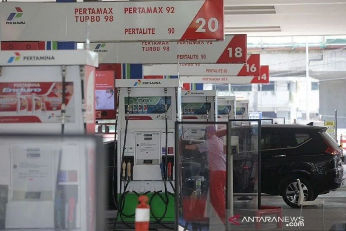 Cuitan lawas seorang dosen soal RON 90 milik Pertamina viral lagi usai Riva Siahaan CS jadi tersangka.